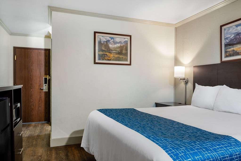 Super 8 By Wyndham Livingston Yellowstone Værelse billede